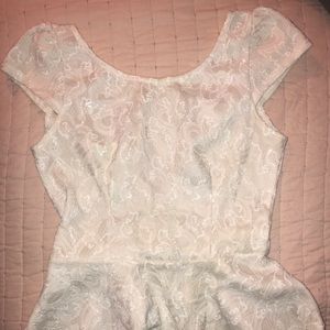 Windsor White Lace Sequin, Low-Back Bow Top